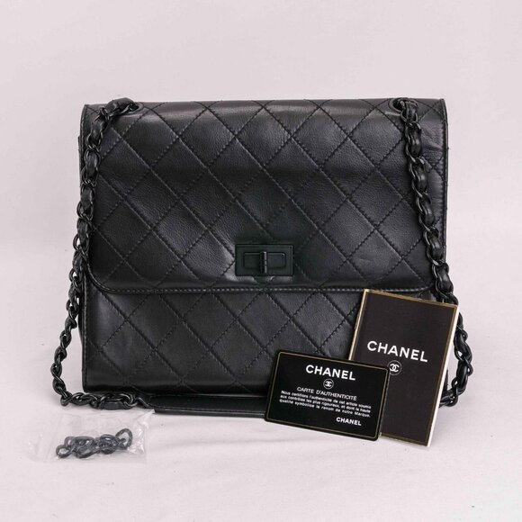 CHANEL Handbags - Authentic CHANEL 2.55 Vintage Black Quilted Leather 2.55 handbag
